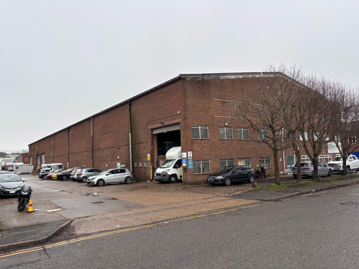 Industrial Unit in Leicester - photo 2