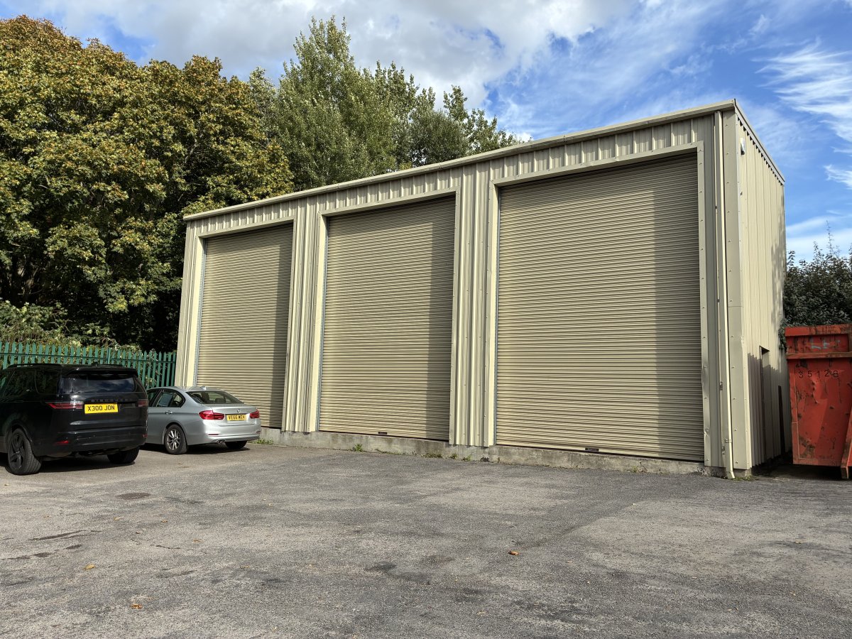 Industrial Unit in Sidcup - photo 3