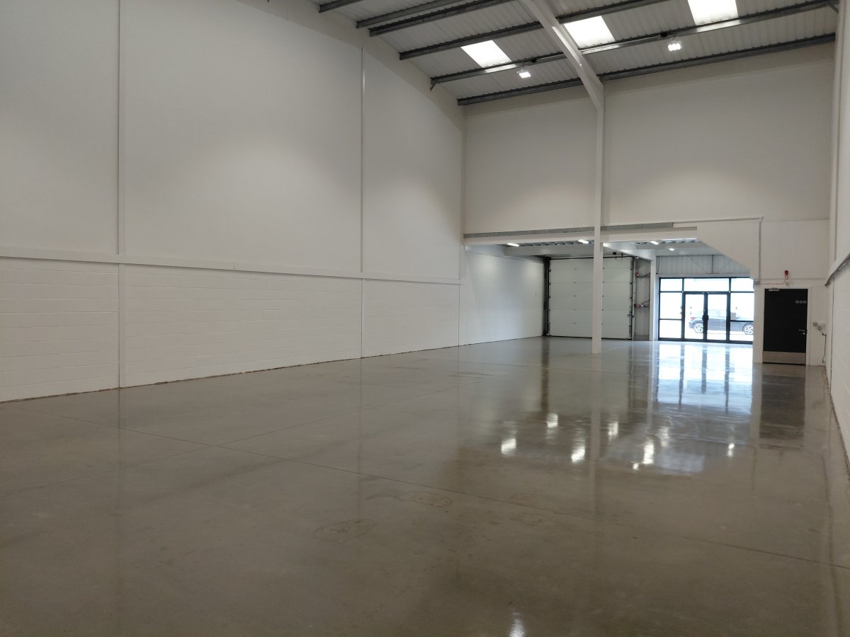 Industrial Unit in Croydon - photo 4