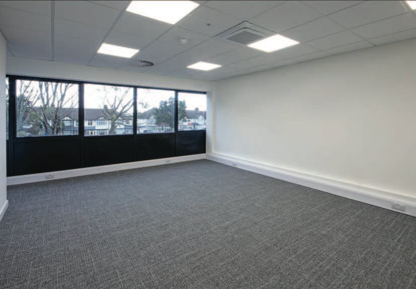 Industrial Unit in Croydon - photo 3
