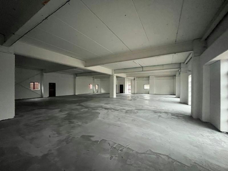 Industrial Unit in Wolverhampton - photo 2