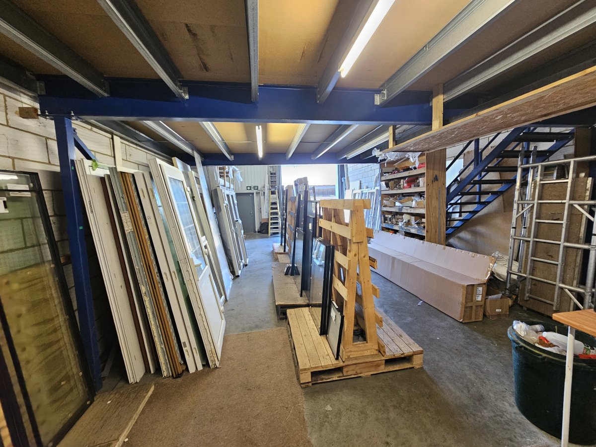 Industrial Unit in Eurolink - photo 4