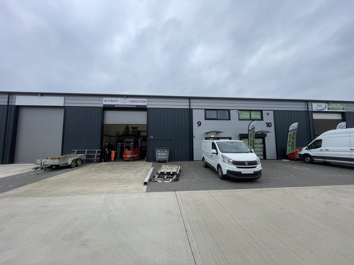 Industrial in Yaxley
