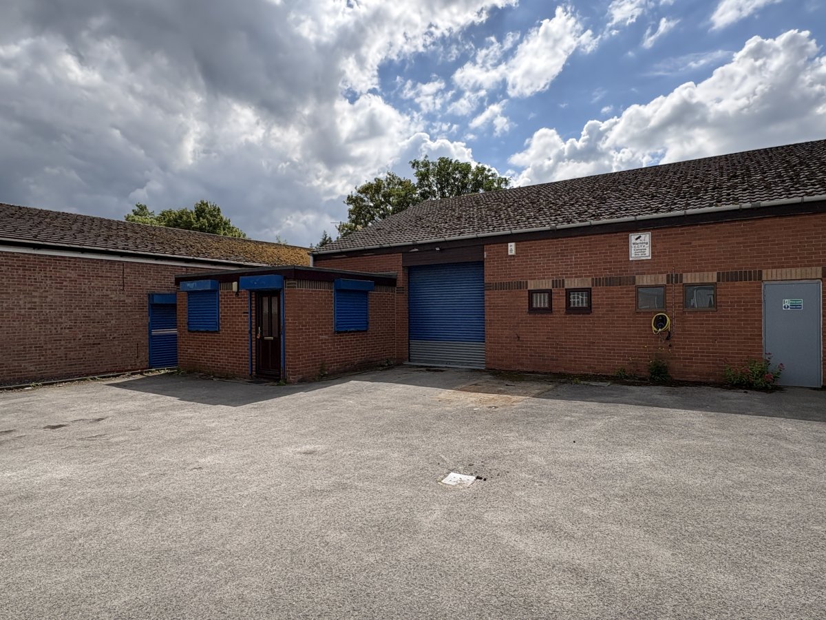 Industrial in Quarry Hill Industrial Estate