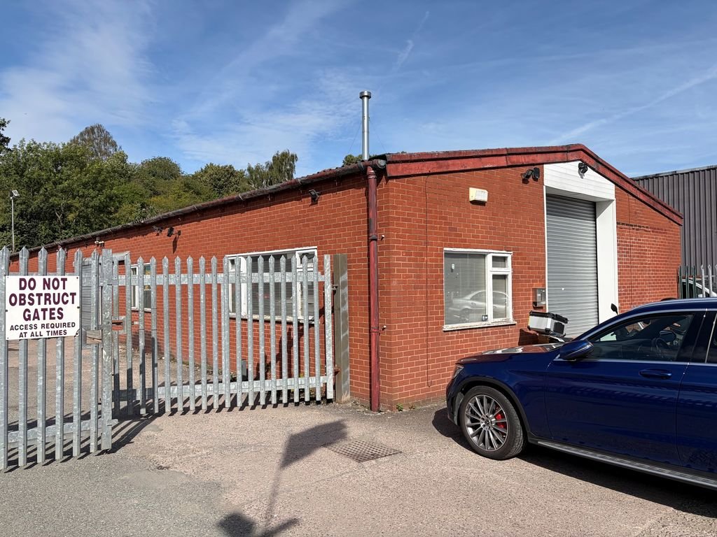 Industrial Unit in Congleton - photo 2