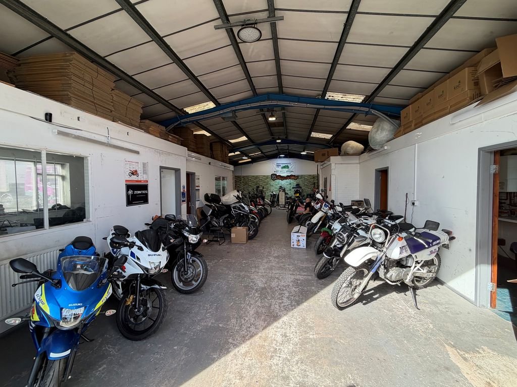 Industrial Unit in Congleton - photo 3