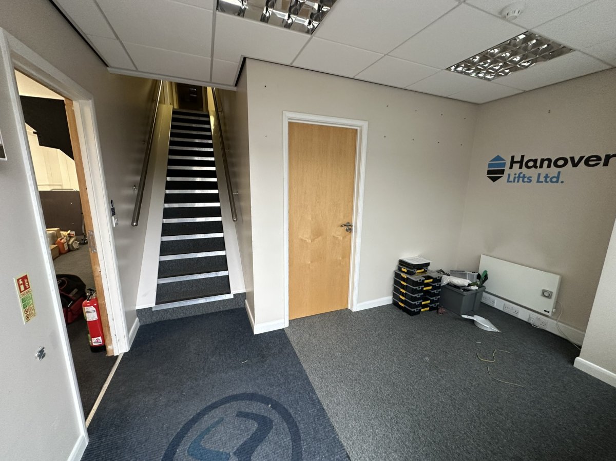 Industrial Unit in Exeter - photo 2