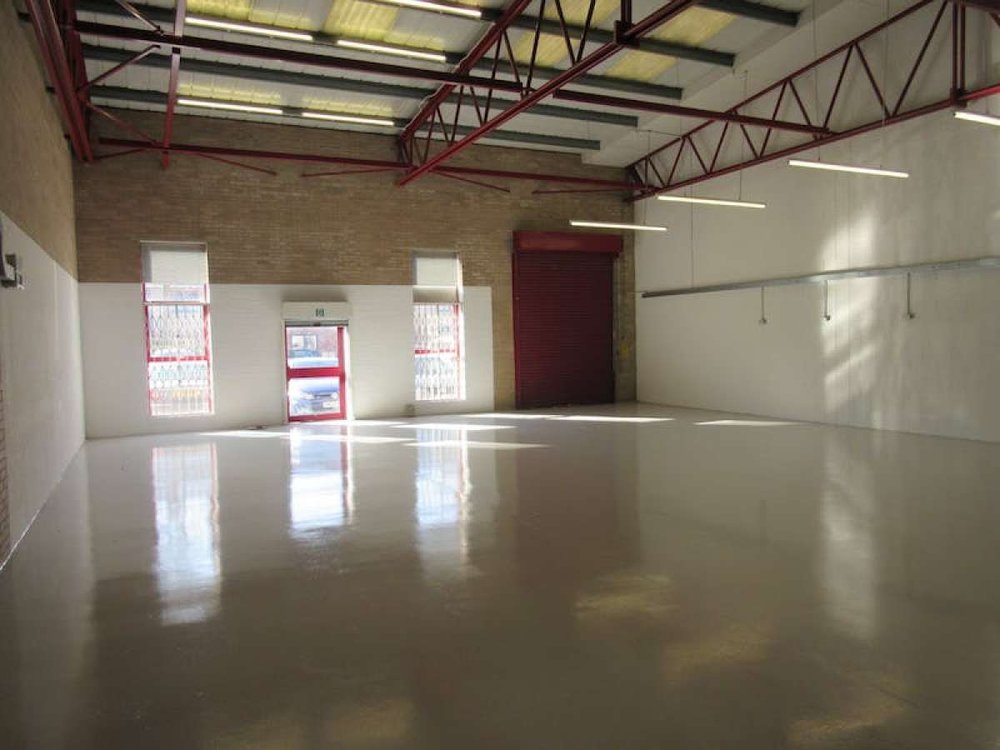 Industrial Unit in Woking - photo 2