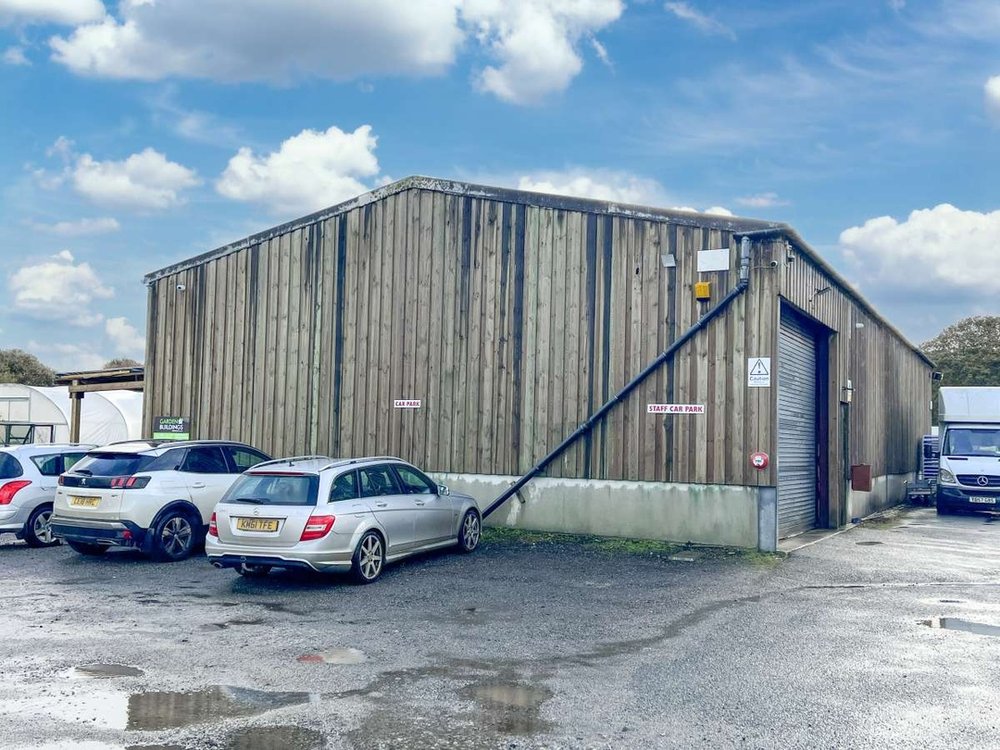 Industrial Unit to let Bodmin PL31 1EX,625sq ft Boxpod