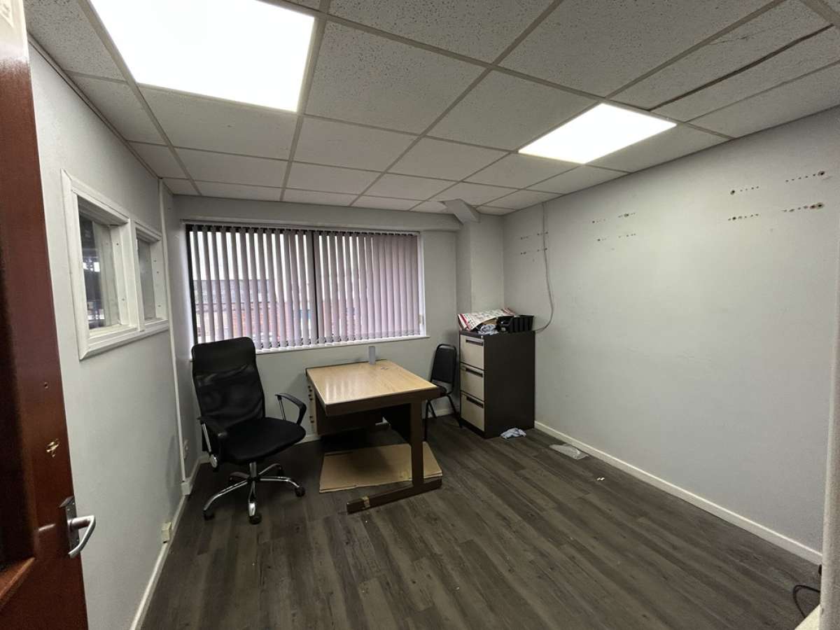 Investment in Nottingham - photo 4