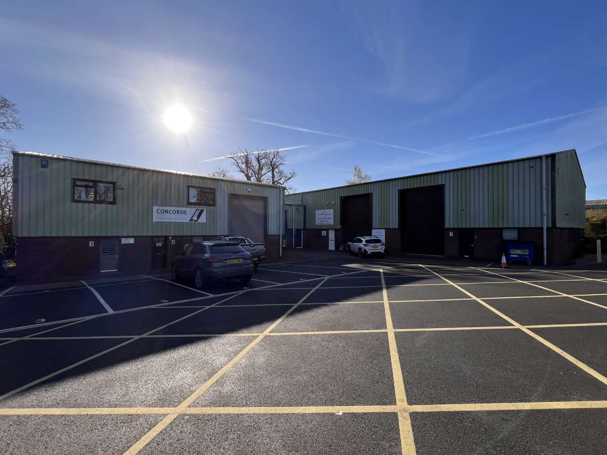 Investment in Clyst Honiton - photo 2