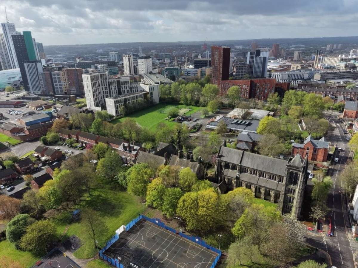 Investment in Leeds - photo 2