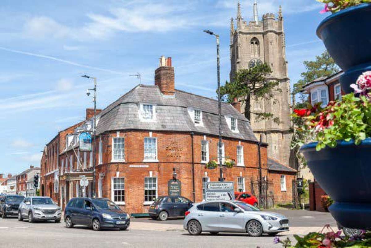 Investment in Devizes - photo 3