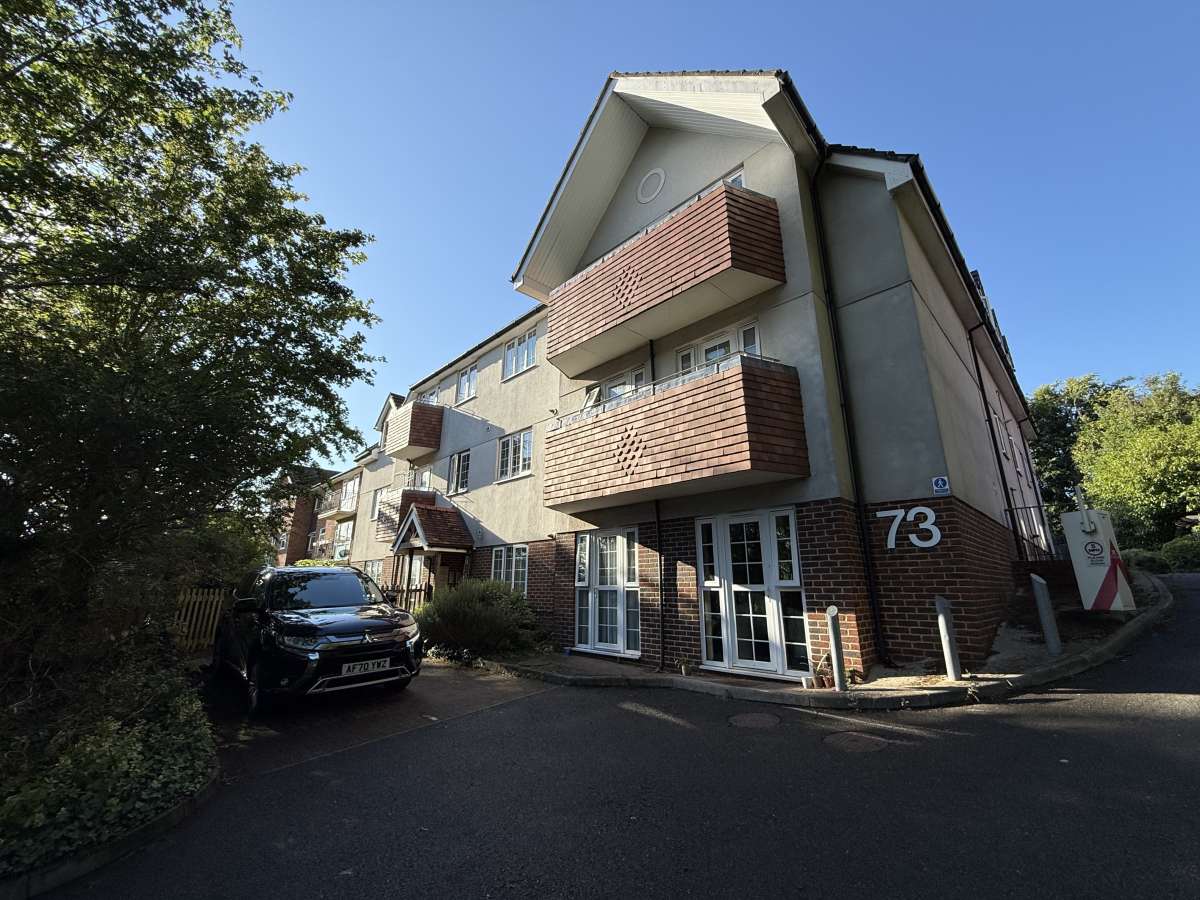 Investment in South Croydon - photo 2