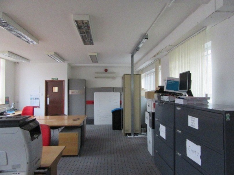 Investment in Crawley - photo 3