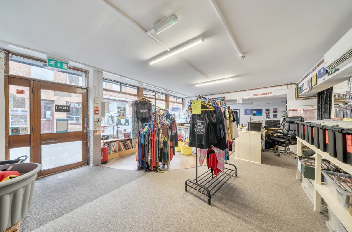 Investment in Glastonbury - photo 2