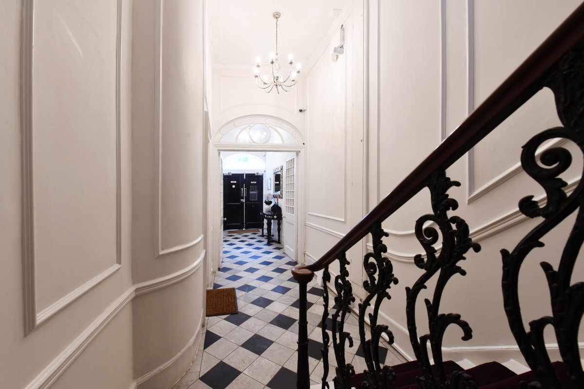 Investment in London - photo 3