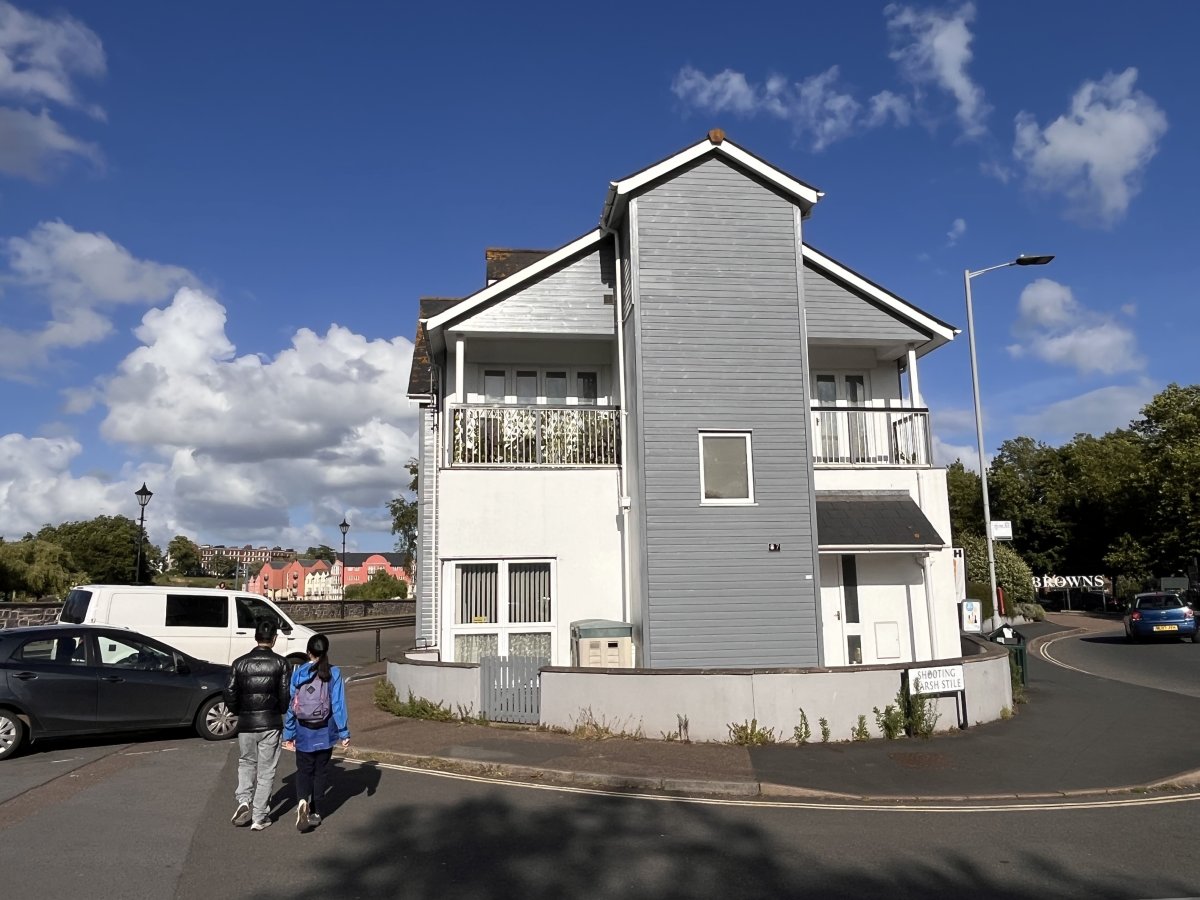 Investment in Exeter - photo 4