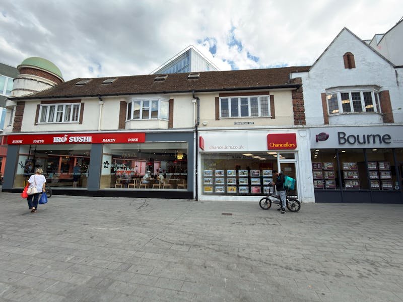 Investment in Woking - photo 2