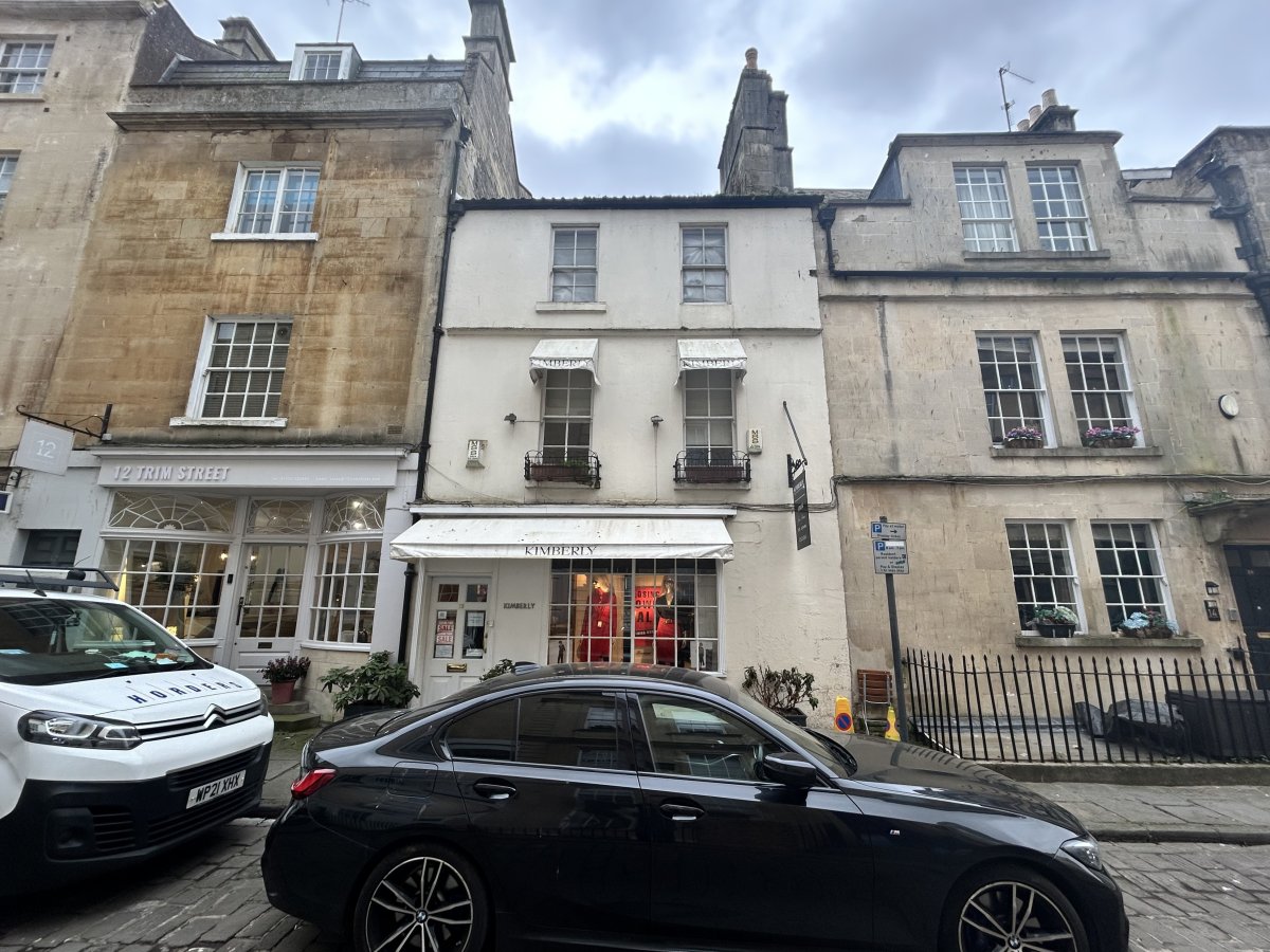 Investment in Bath - photo 2