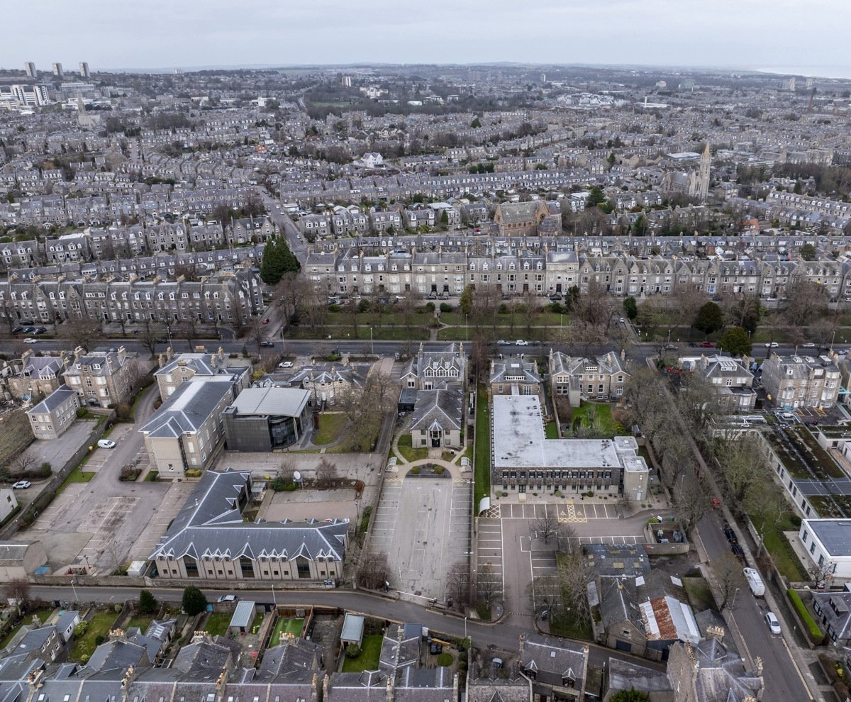 Investment in Aberdeen - photo 2