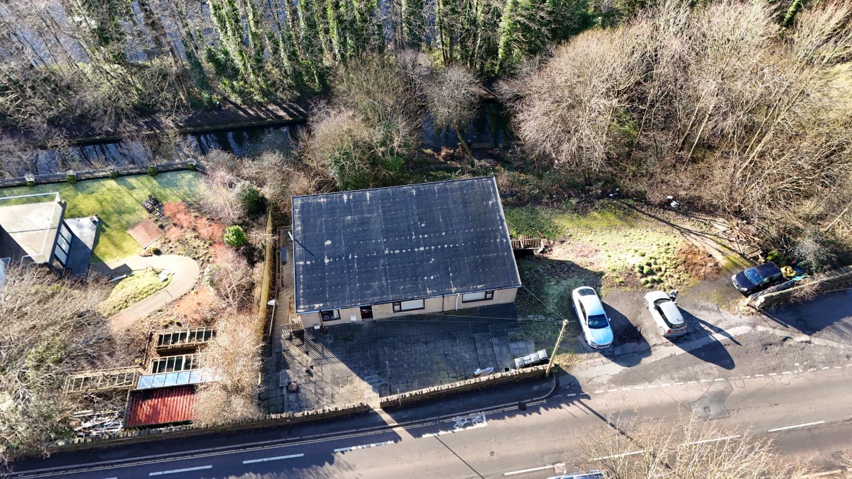 Investment in Sowerby Bridge - photo 3