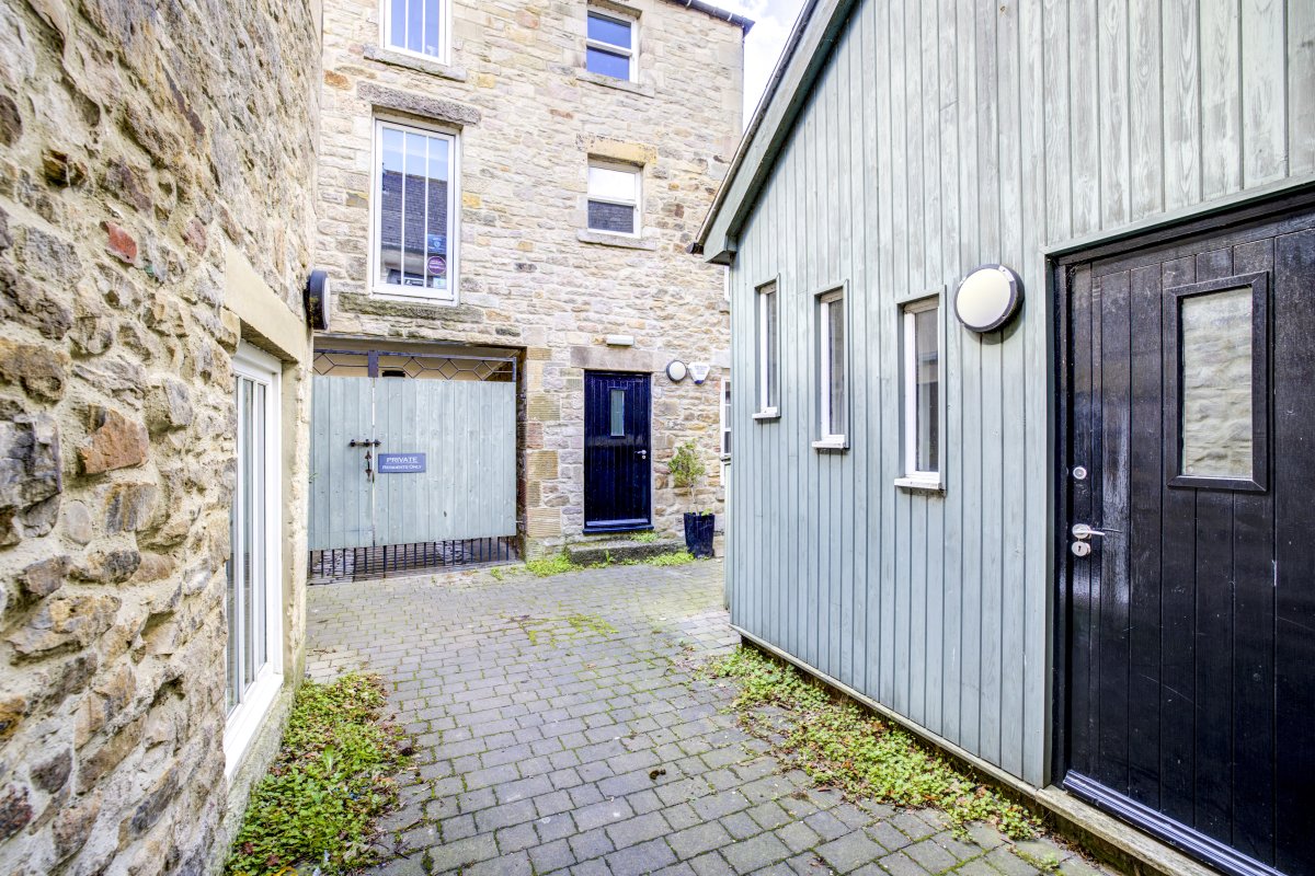 Investment in Corbridge - photo 3