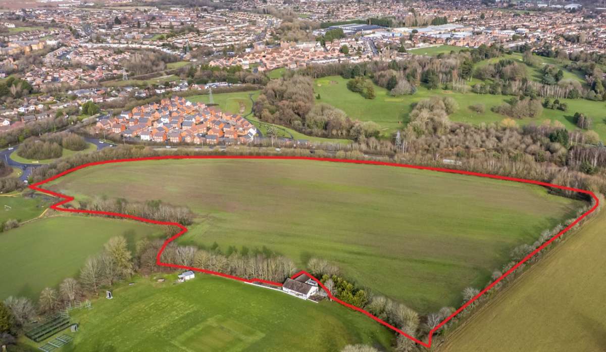 Land in Rushwick