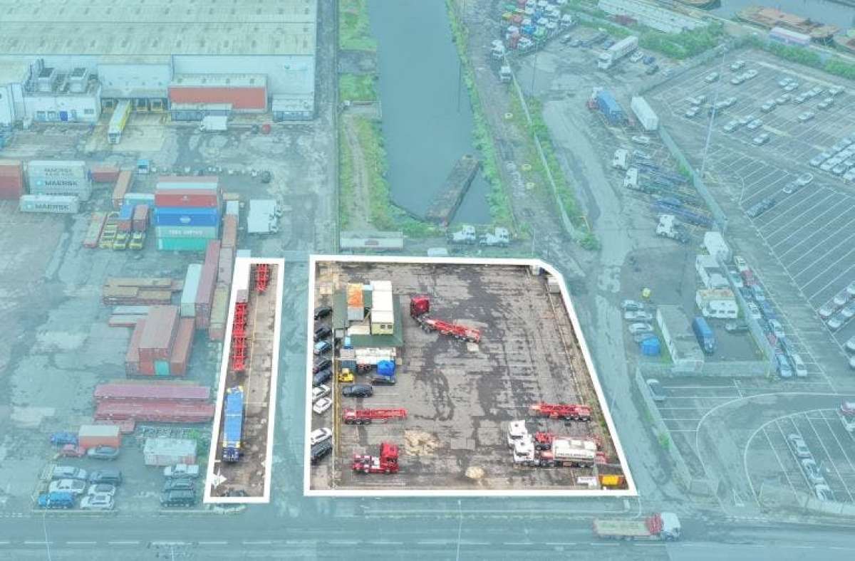 Land in Freeport