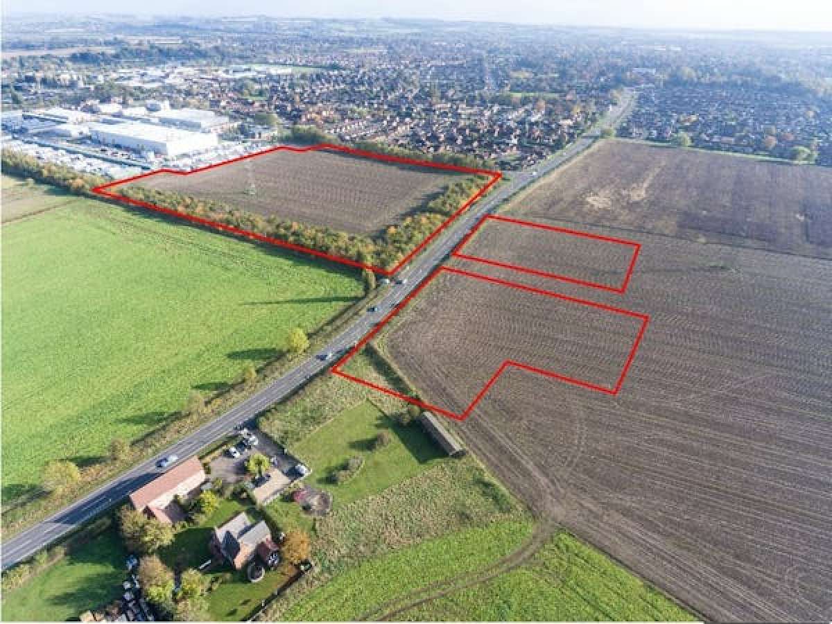 Land in Retford