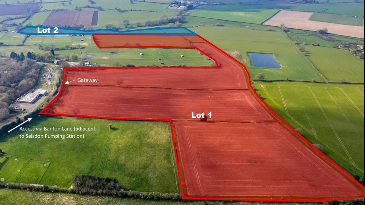 Land in Trysull