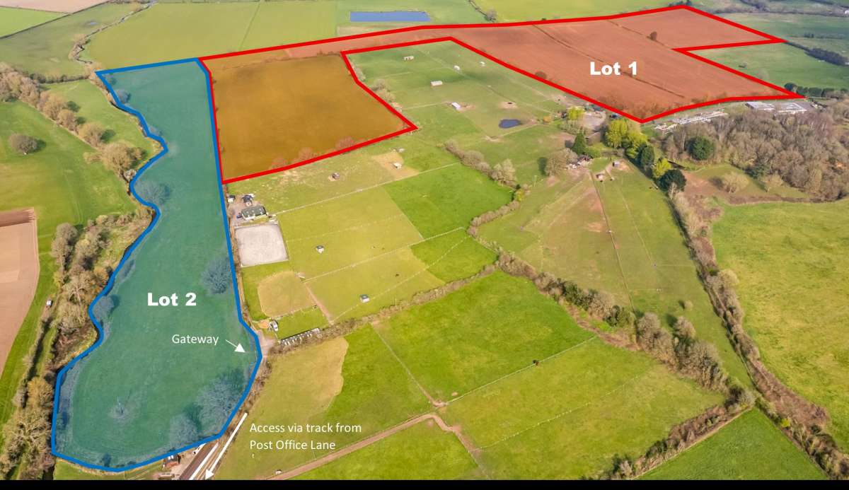 Land in Trysull - photo 2