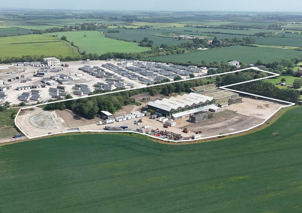Land in Driffield