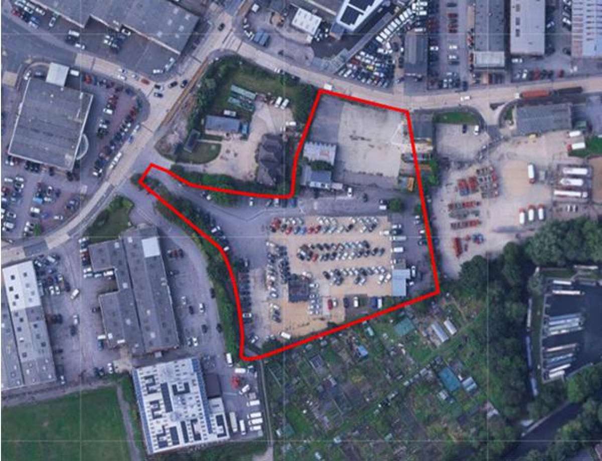 Land in Newbury
