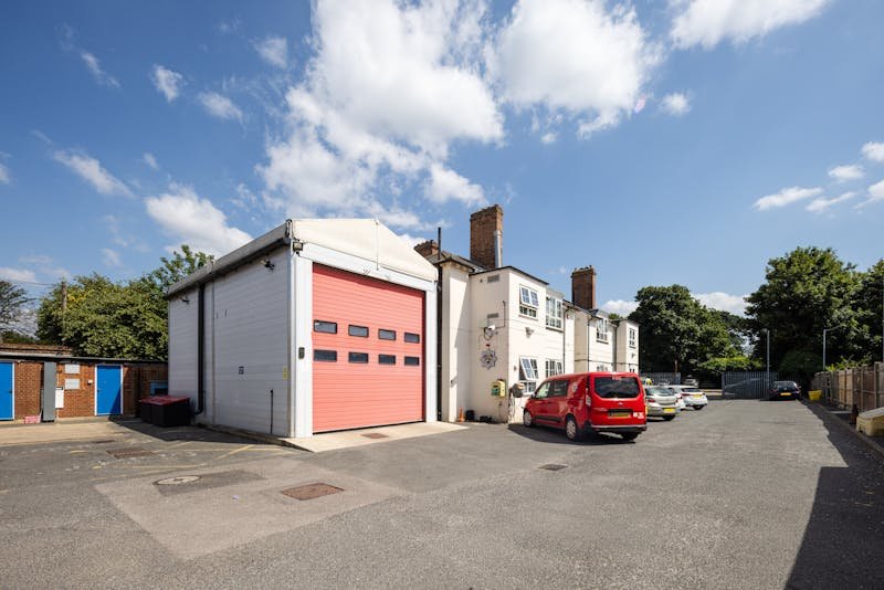 Land in Banstead - photo 3