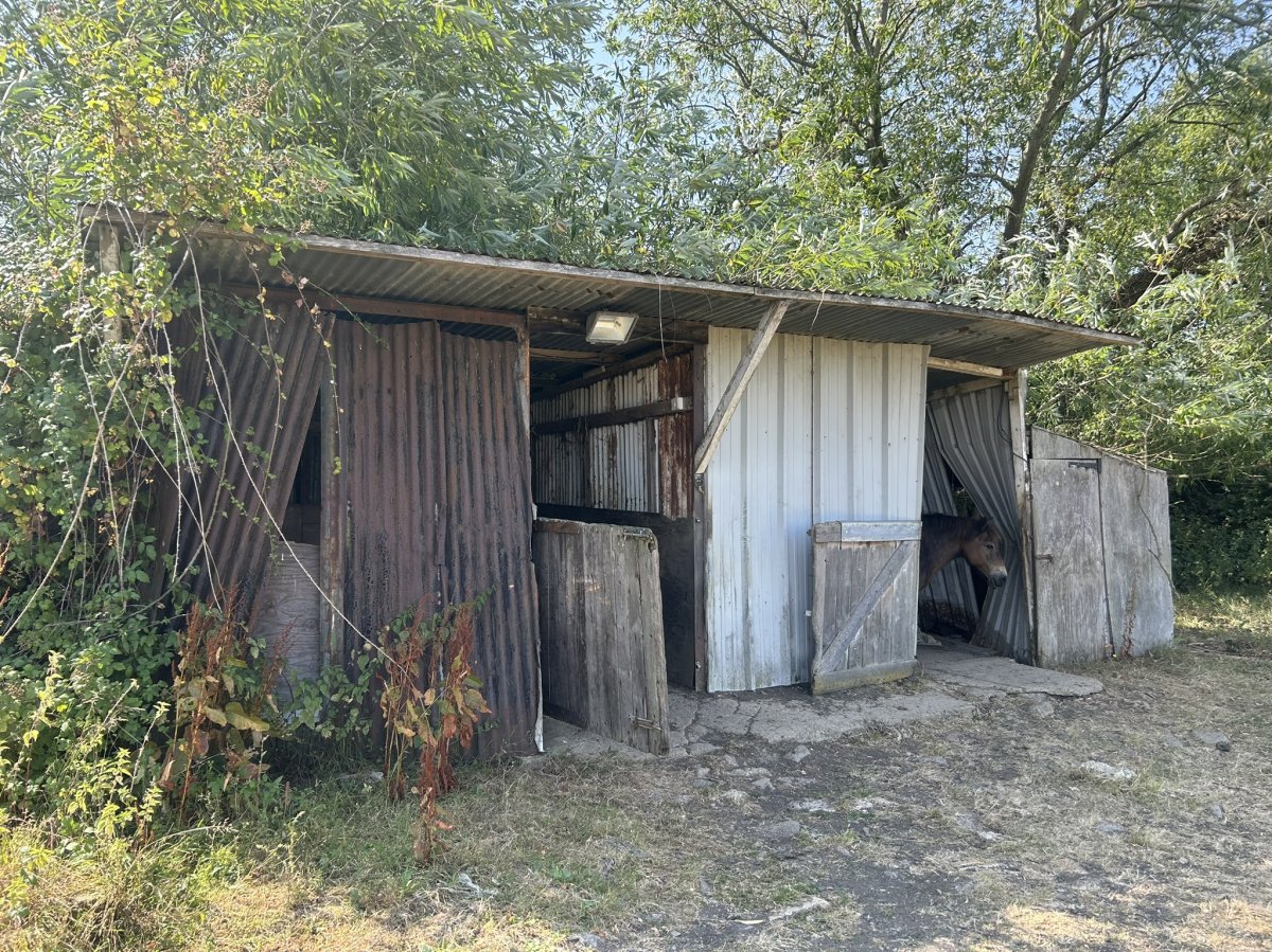 Land in Cheltenham - photo 2