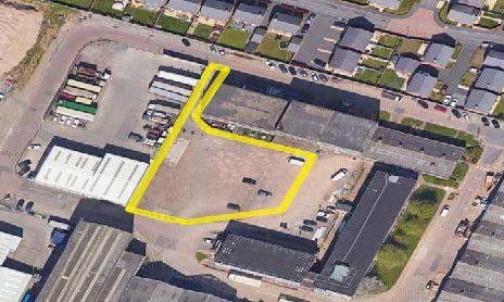 Land in Whetstone