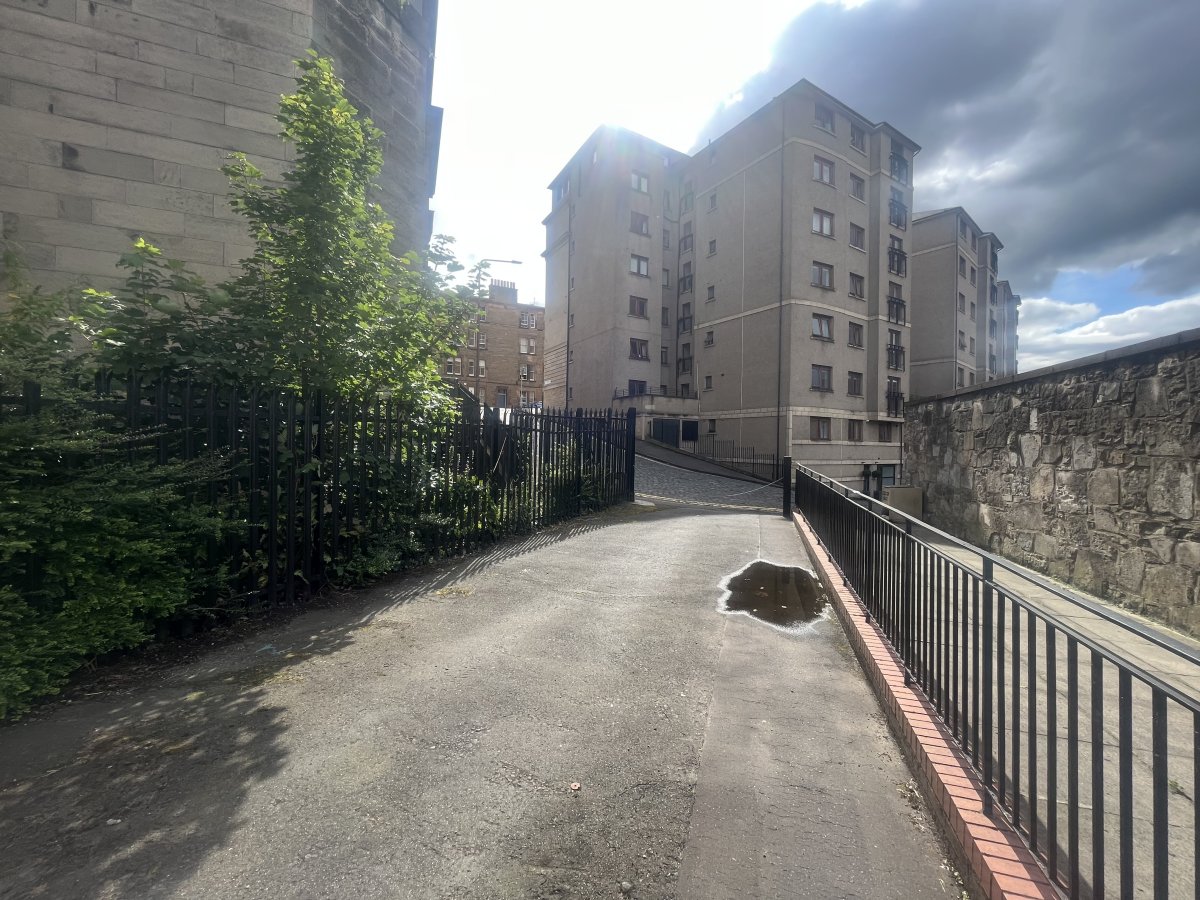 Land in Edinburgh - photo 2