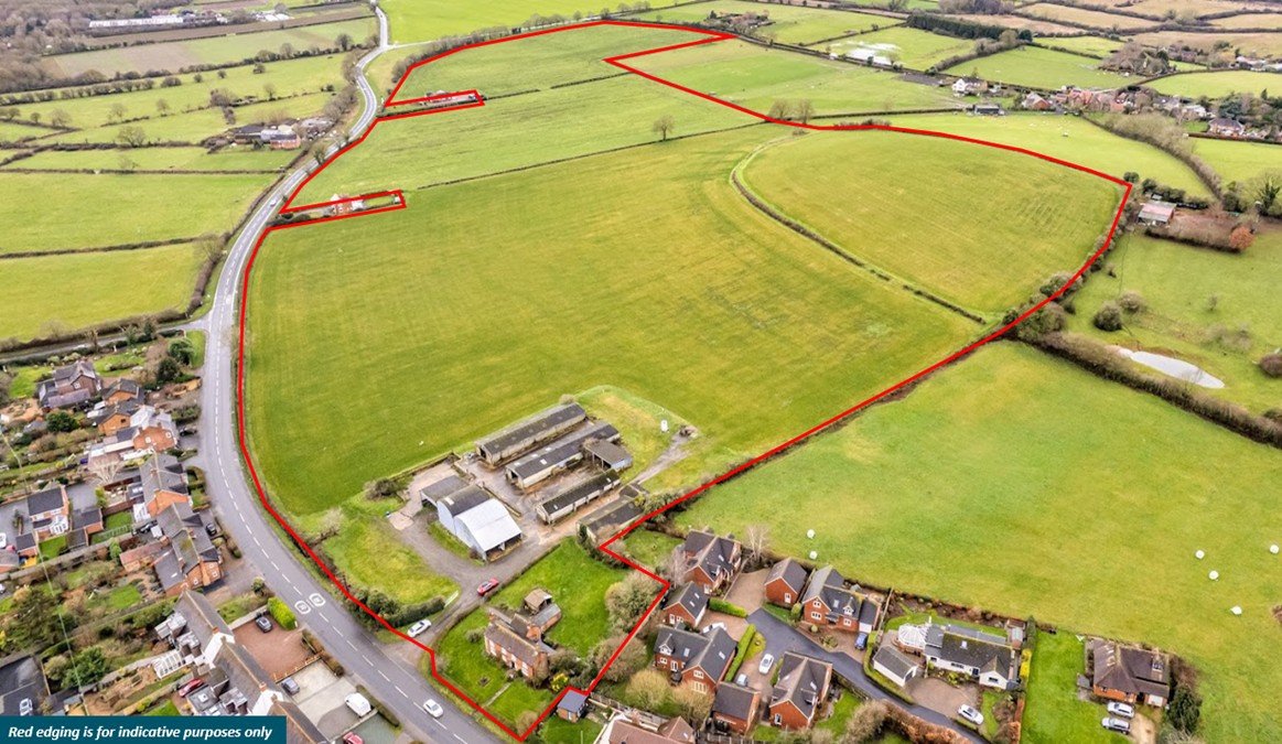Land in Inkberrow