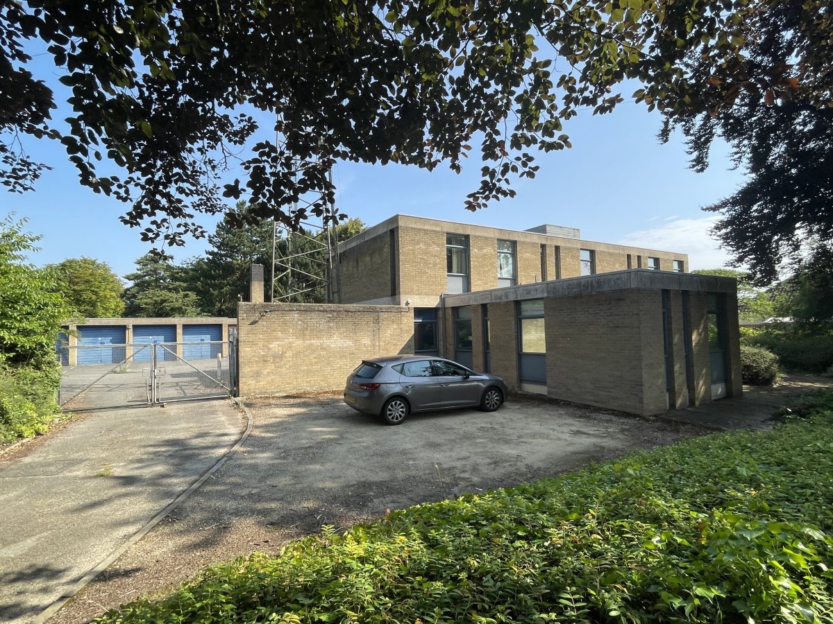 Land in Mildenhall