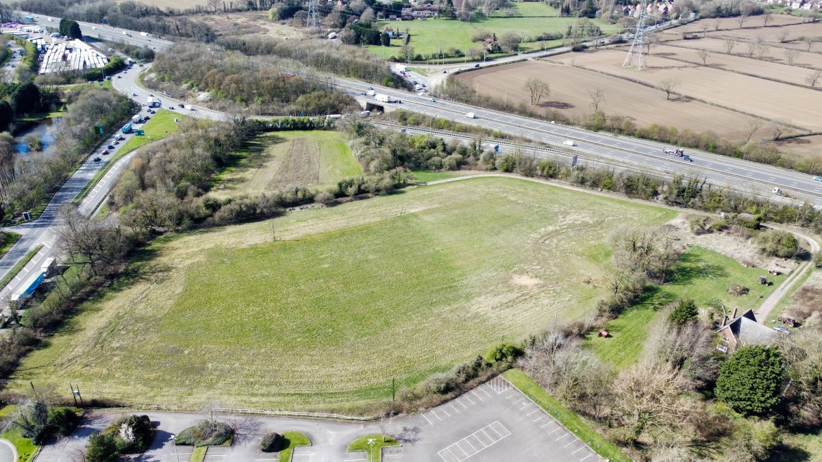 Land in Hinckley - photo 3