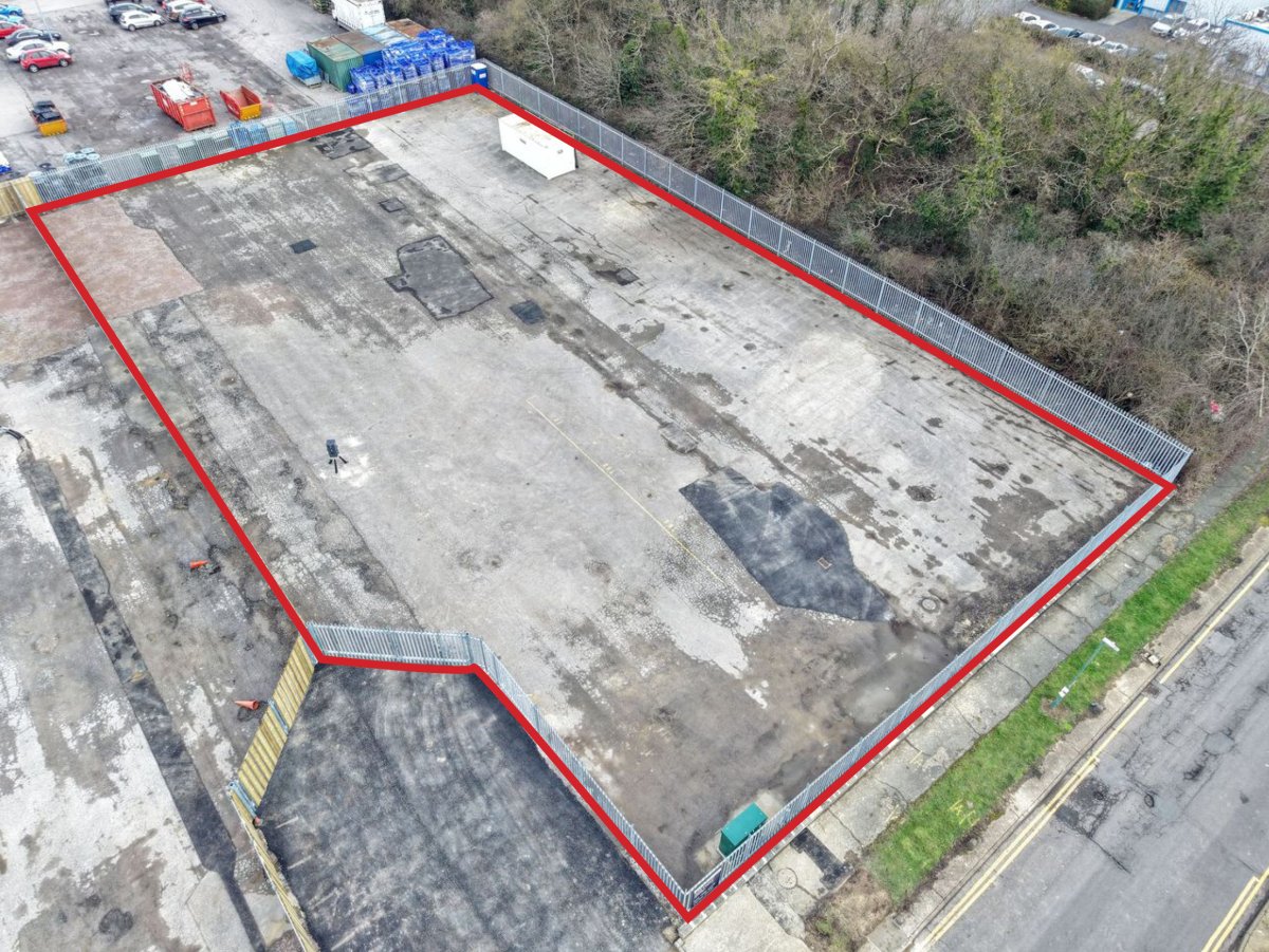 Land in Harlow - photo 4