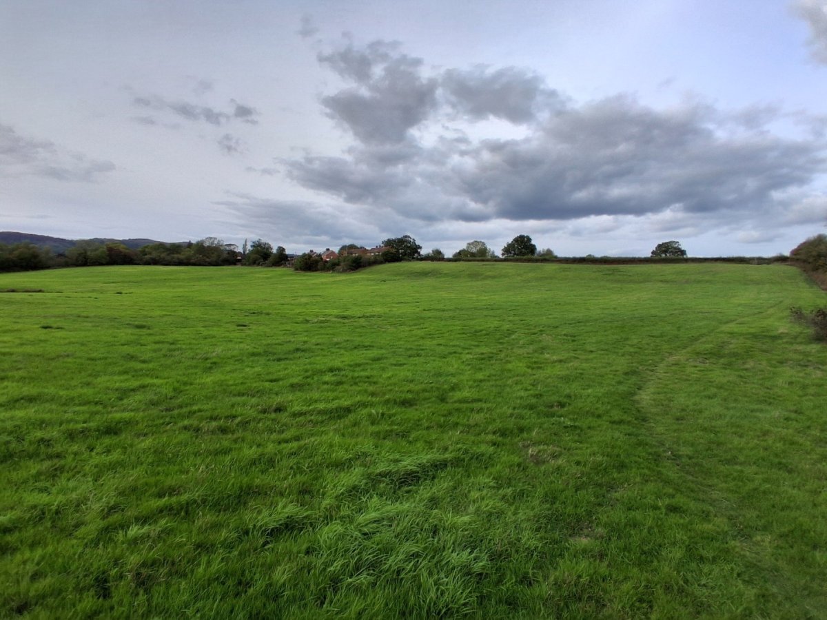 Land in Castlemorton