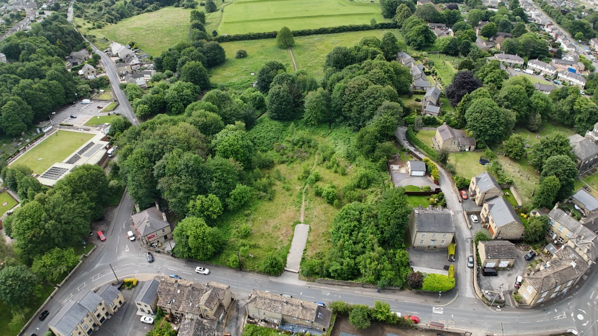 Land in Brighouse
