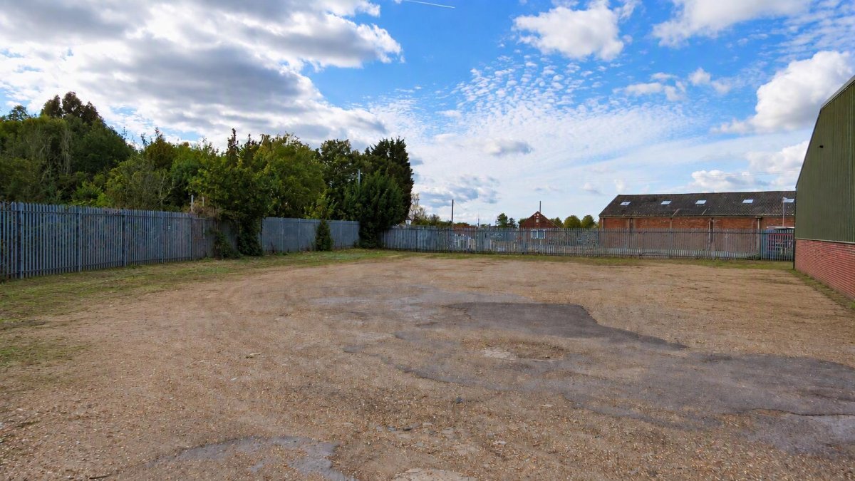 Land in Whittlesey