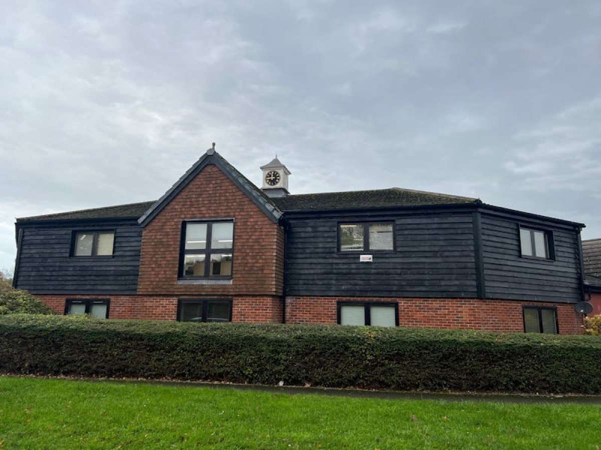 Office in Whaddon - photo 4