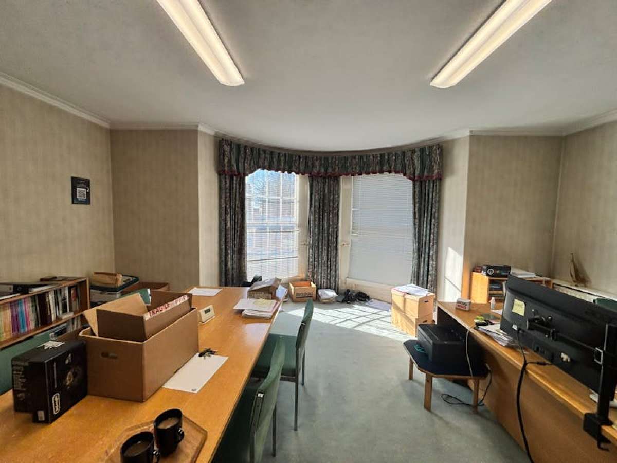 Office in Portsmouth - photo 3