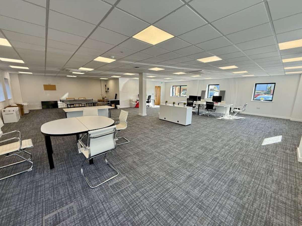 Office in Ringwood - photo 2
