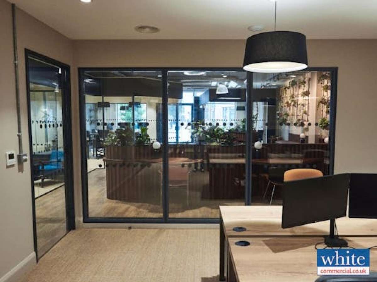 Office in Bicester - photo 4