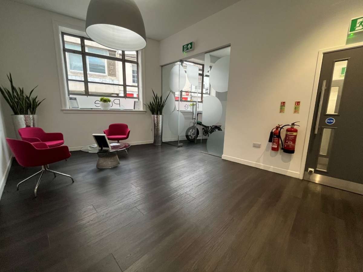 Office in Ipswich - photo 2